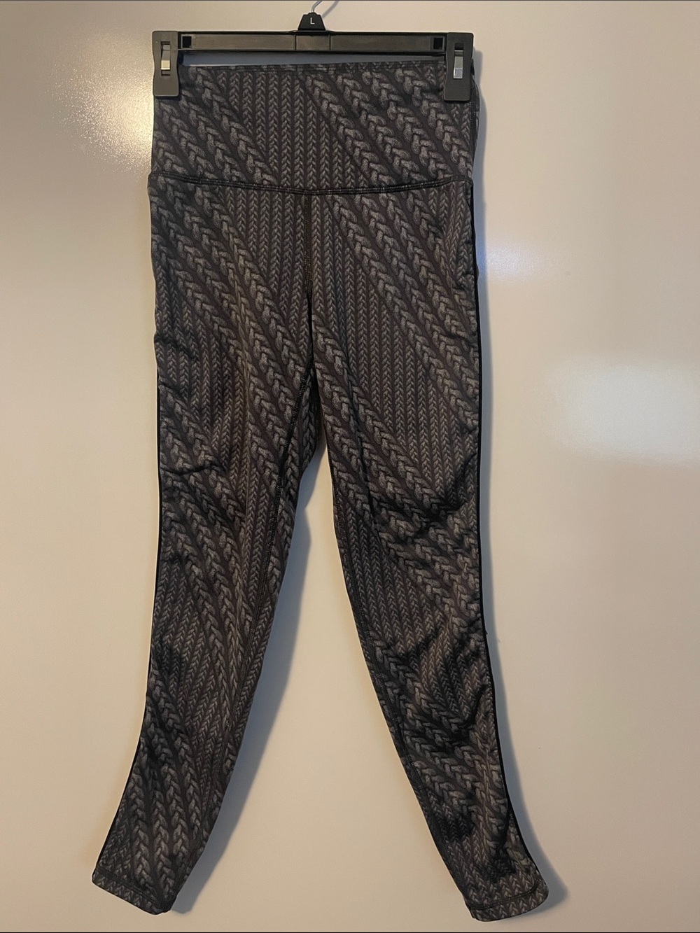 Aerie Black and Gray leggings size small petite